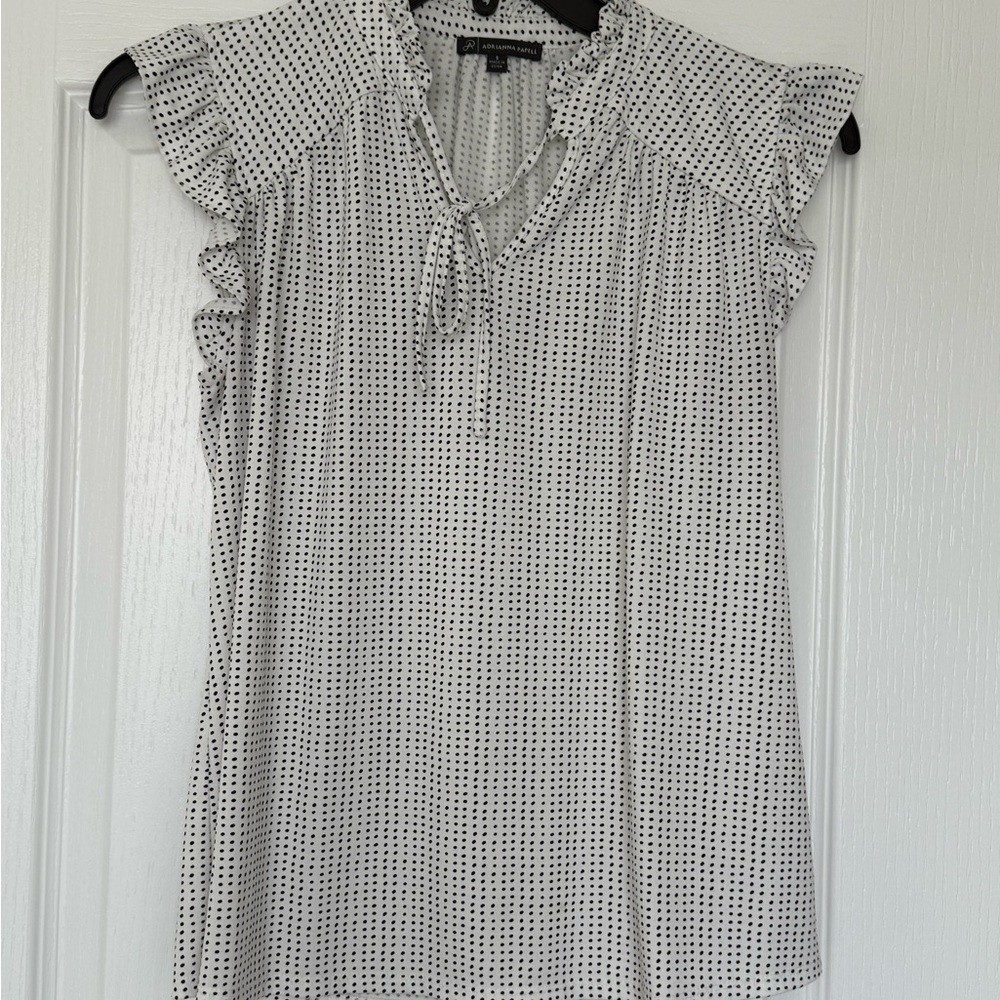 Adrianna Papell Black and White Ruffle Sleeve Blouse